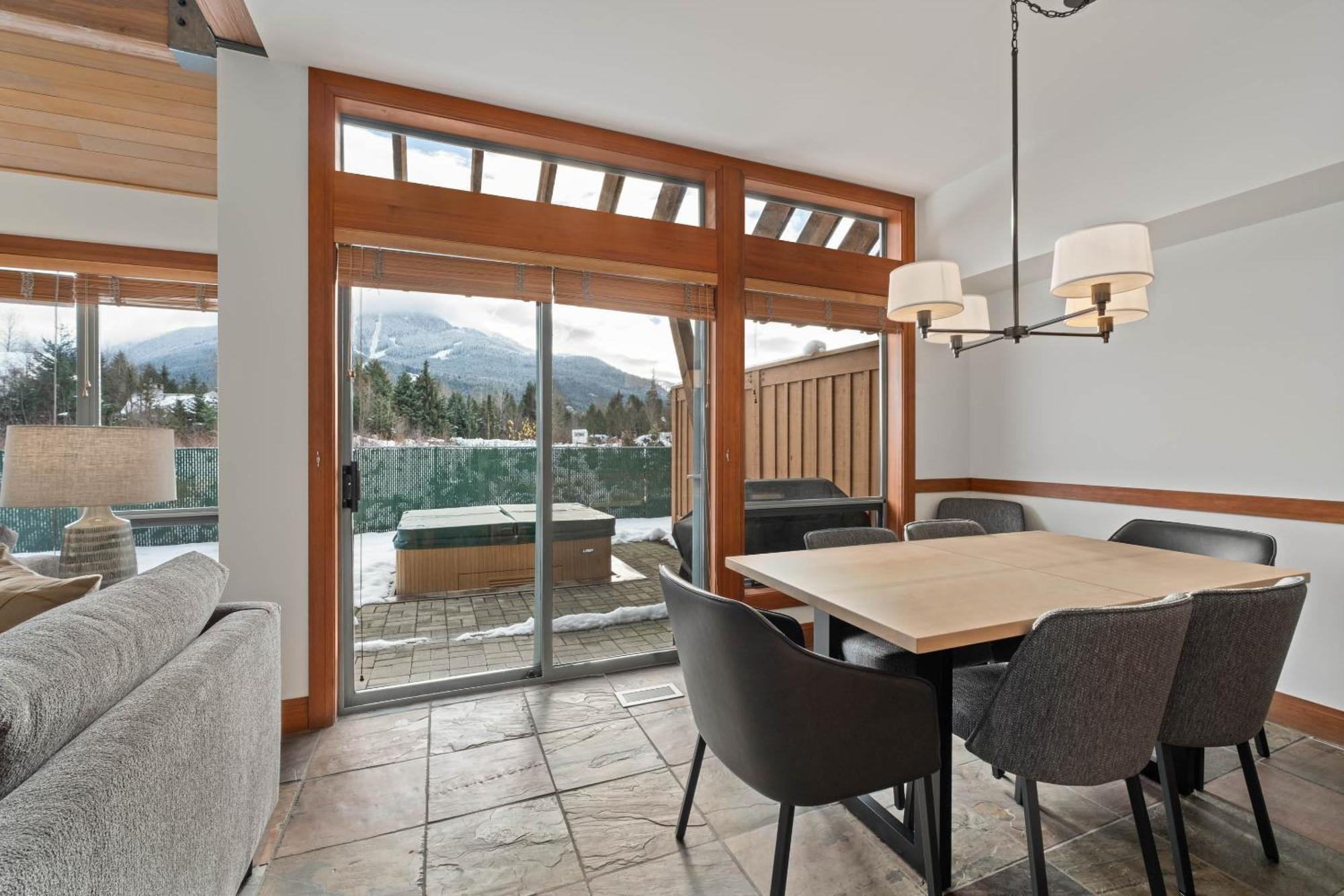 Montebello By Whistler Premier Exterior photo